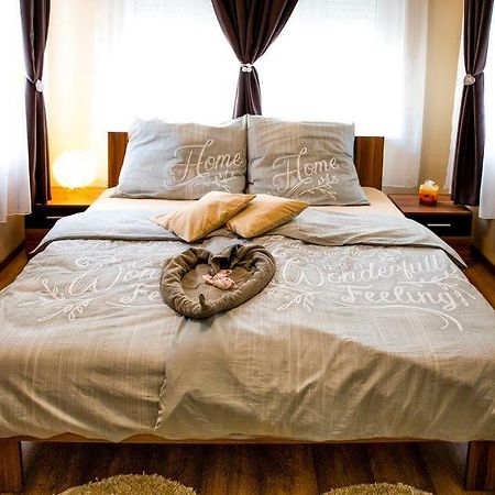Wiky'S Apartman With 3Bathrooms ブダペスト エクステリア 写真